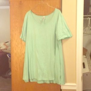 Lularoe mint Green perfect tee